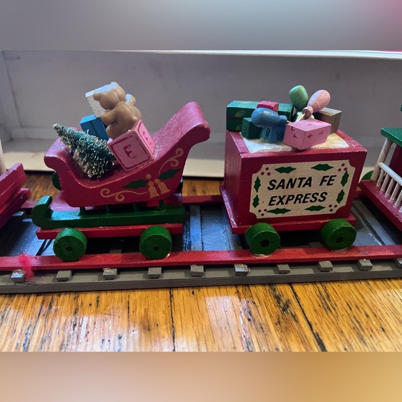 Vintage Cherishables Wooden Santa Train Set 1980’s - Picture 5 of 5